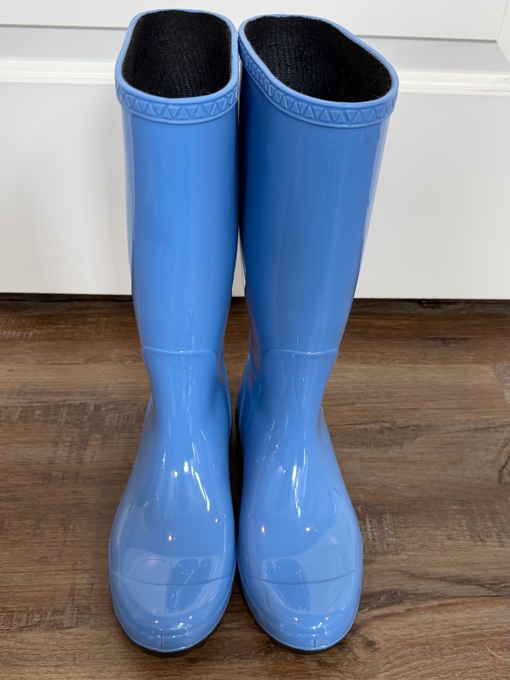 UGG Women Shaye Waterproof Rain Boots Size 7